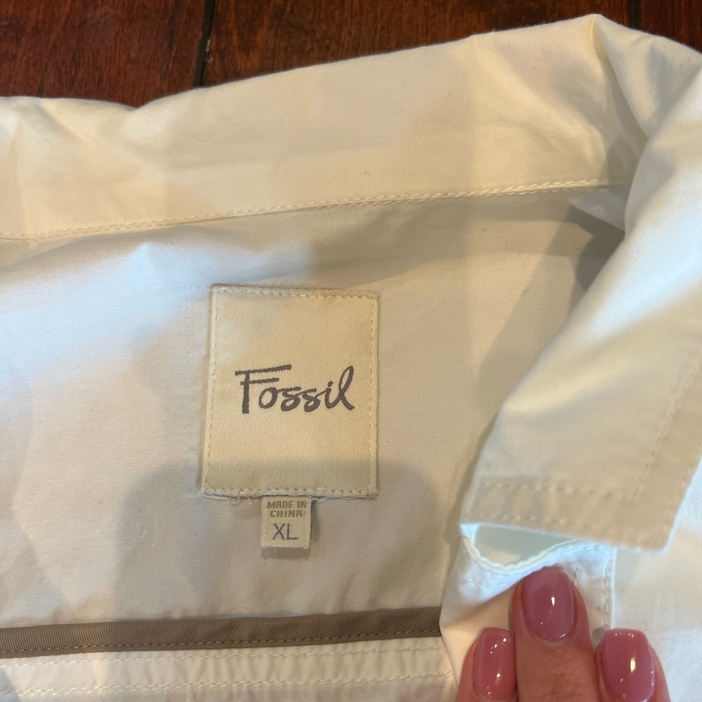 Good Use. In Great Condition. No Stains Or Holes. - image 3